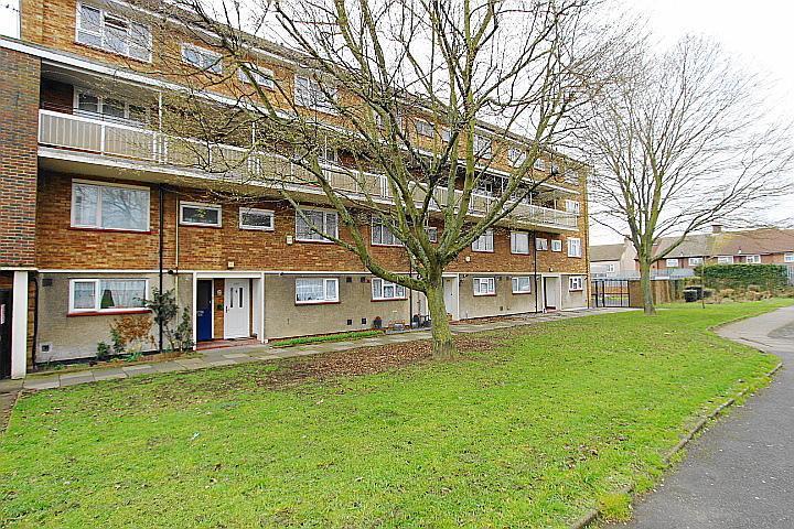 Larch Crescent, Hayes, UB4 9DH