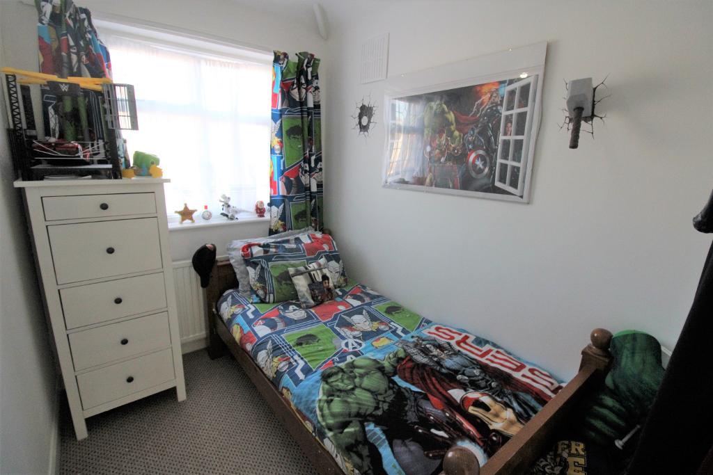 3 Bedroom SemiDetached House For Sale in Sipson Lane, Harlington