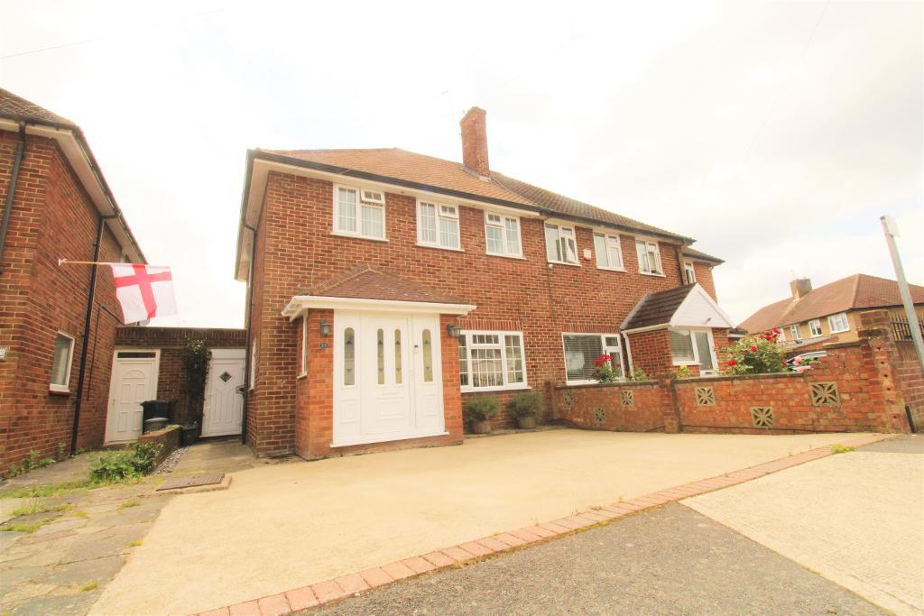 Charrison Davis Estate Agents in Harlington and Hayes