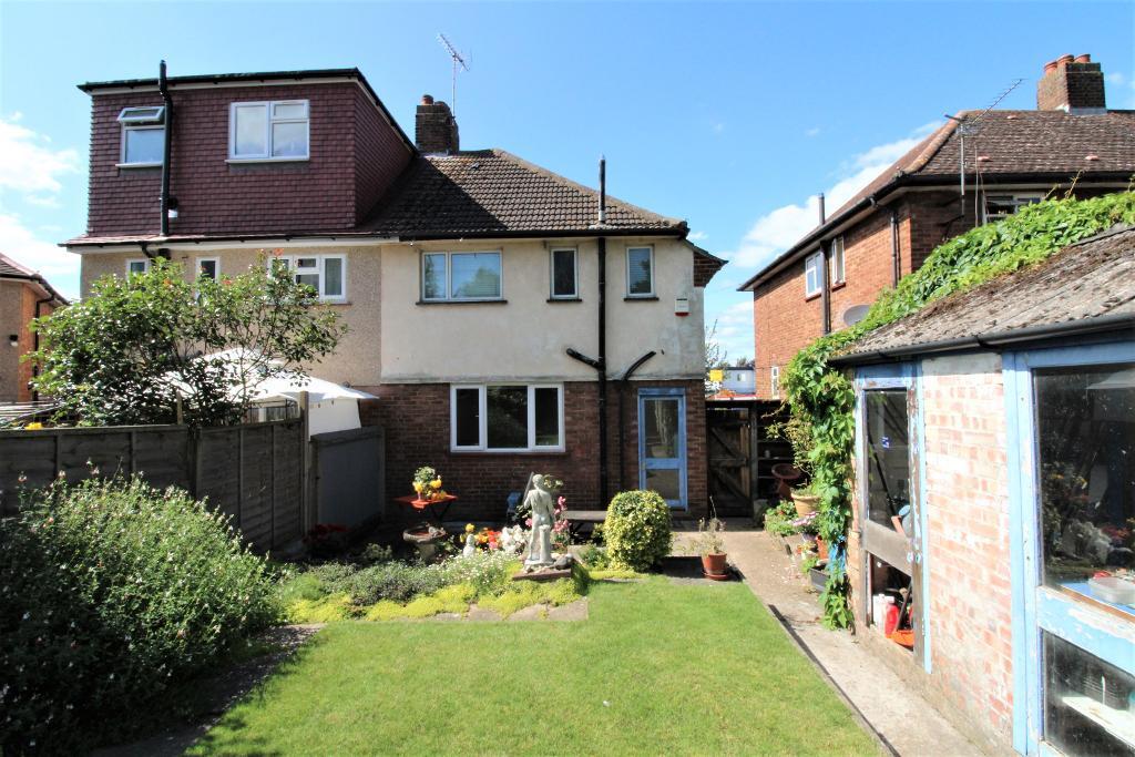2 Bedroom SemiDetached House For Sale in Royal Lane, Hillingdon, UB8 3QX Charrison Davis
