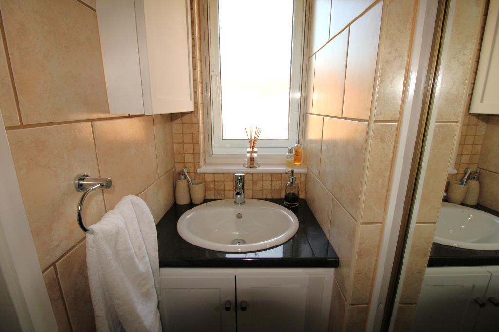 Flat For Sale in Brendon Close, Harlington, UB3 5NH Charrison Davis