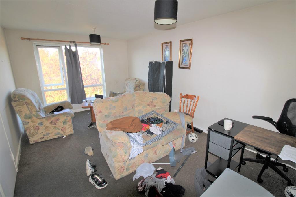 1 Bedroom Flat For Sale in Bourne Avenue, Hayes, UB3 1RP Charrison