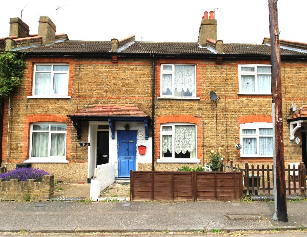 Brickfield Lane, Harlington, Middlesex, UB3 5DY