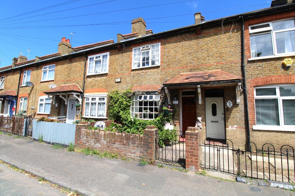 Brickfield Lane, Harlington, UB3 5DY